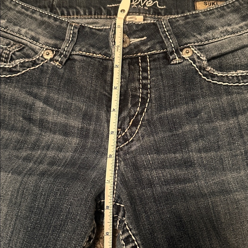 Silver Suki Capris - Picture 6 of 6